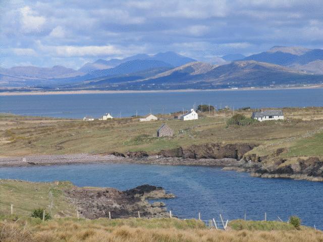 The Skellig Lodge & Hostel Ballinskelligs Exterior photo