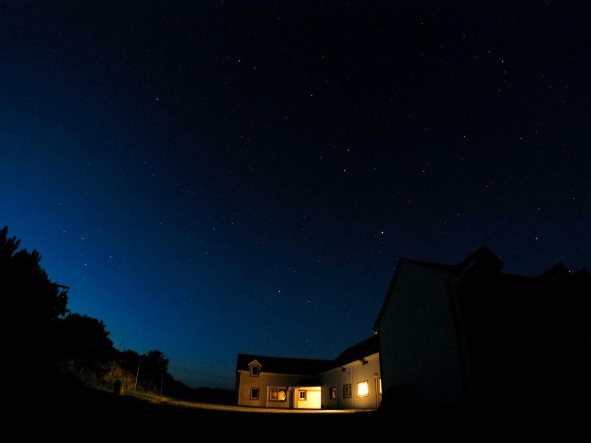 The Skellig Lodge & Hostel Ballinskelligs Exterior photo